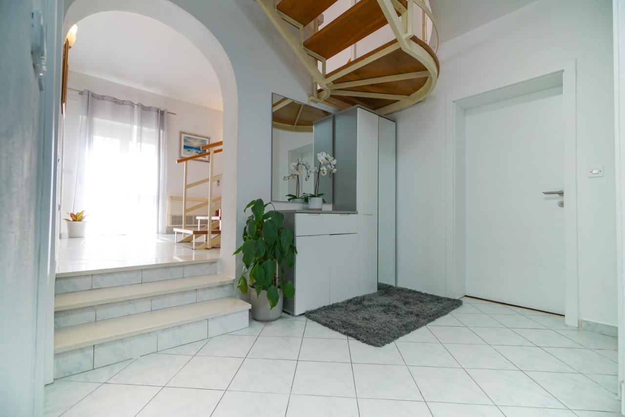 Villa Sanda With Private Pool Zadar Ngoại thất bức ảnh
